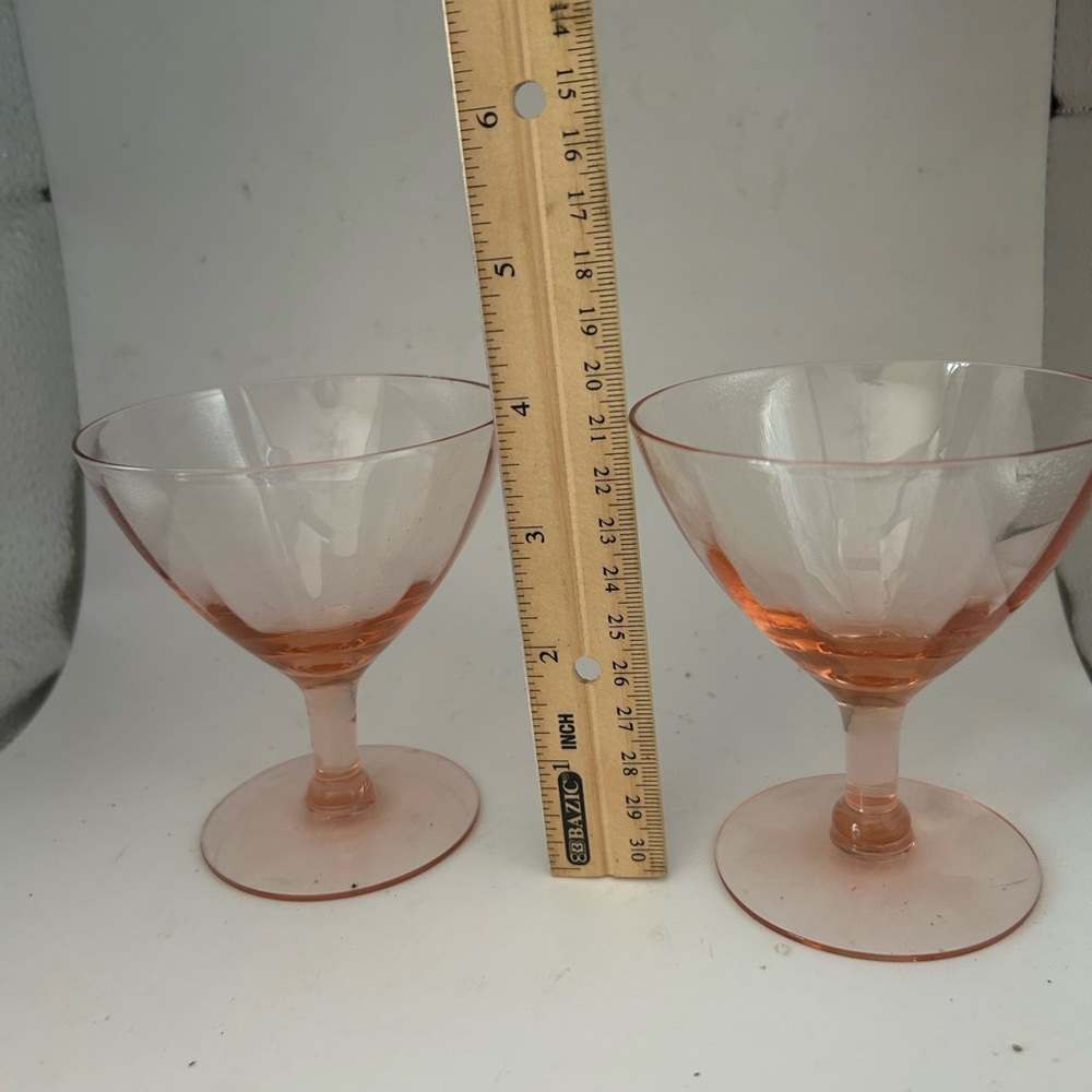 Elegant Pink Glass Dessert Cups
